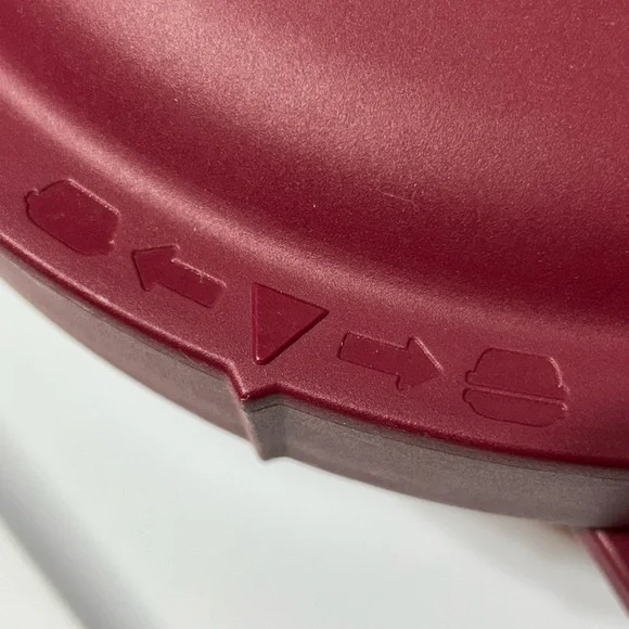 Tupperware Microwave Pressure Cooker - Picture 4 of 14